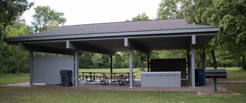 A picnic shelter at Mississippi Gateway Regional Park.